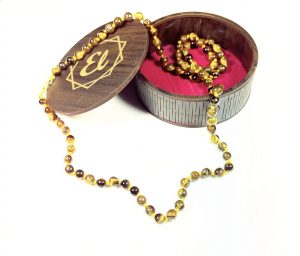 tiger's-eye necklace