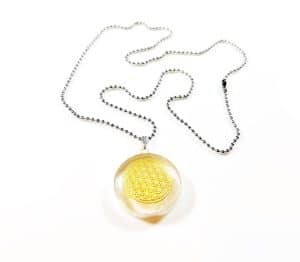 Flowe Crystal Pendant